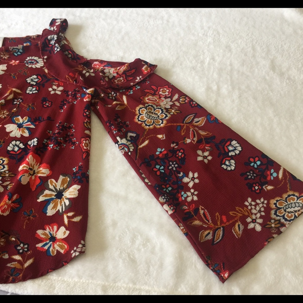 Cold shoulder Ruffle Top Boho Floral - Picture 8 of 8